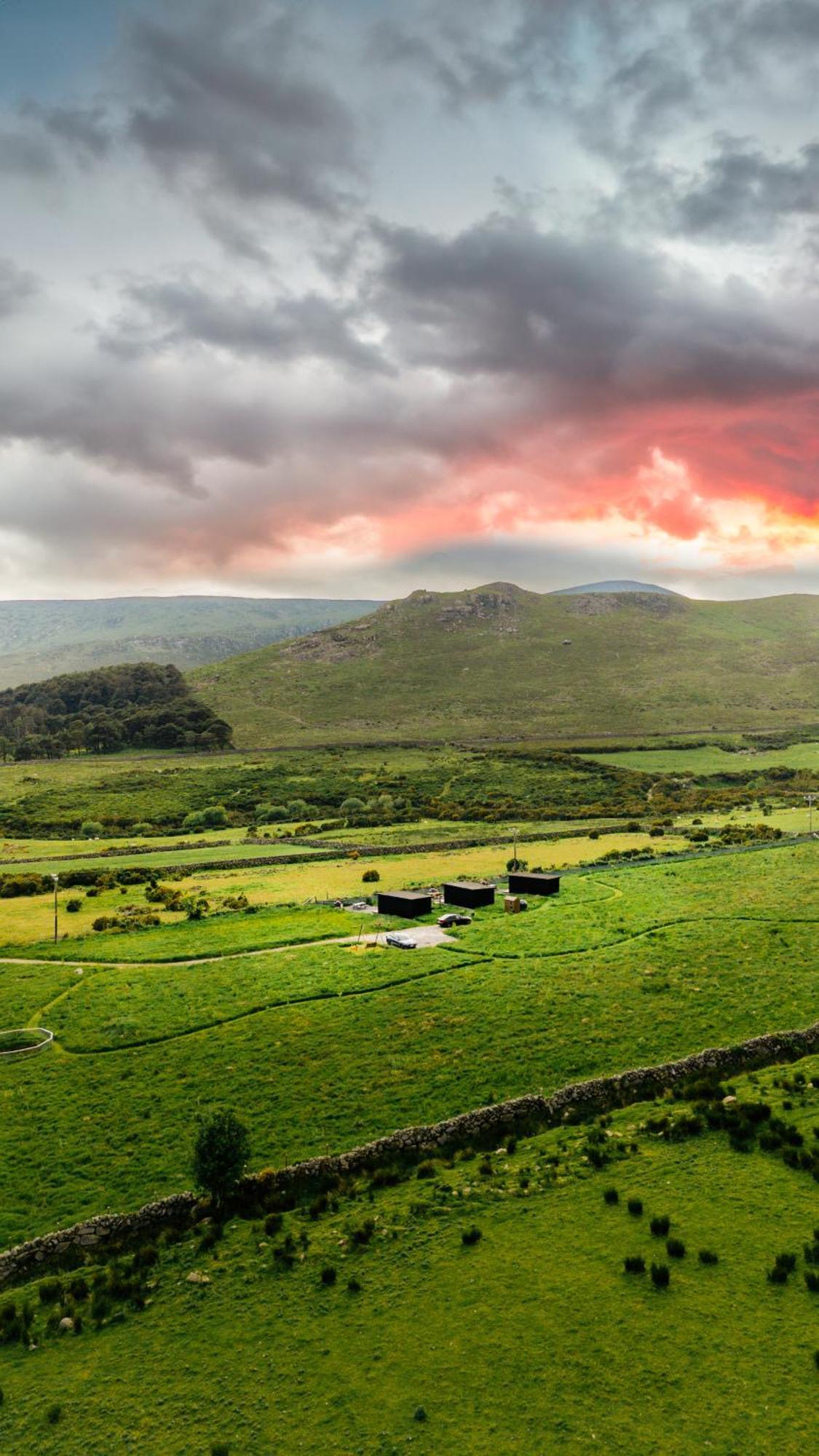 Oakwood Glamping Mourne Mountains Hotell Moyad Exteriör bild